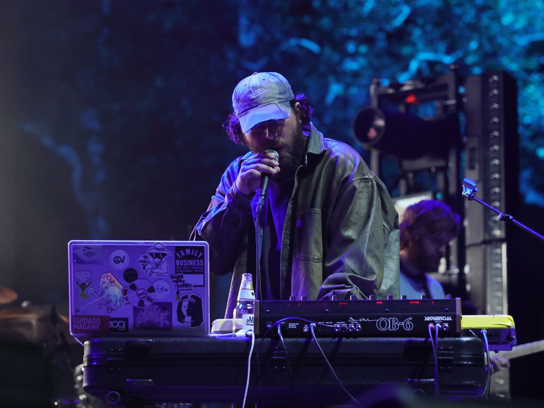 Nick Hakim เผยเหตุผลว่าทำไมโปรดิวเซอร์ทุกคนจึงควรเรียนรู้คีย์ลัดของ DAW