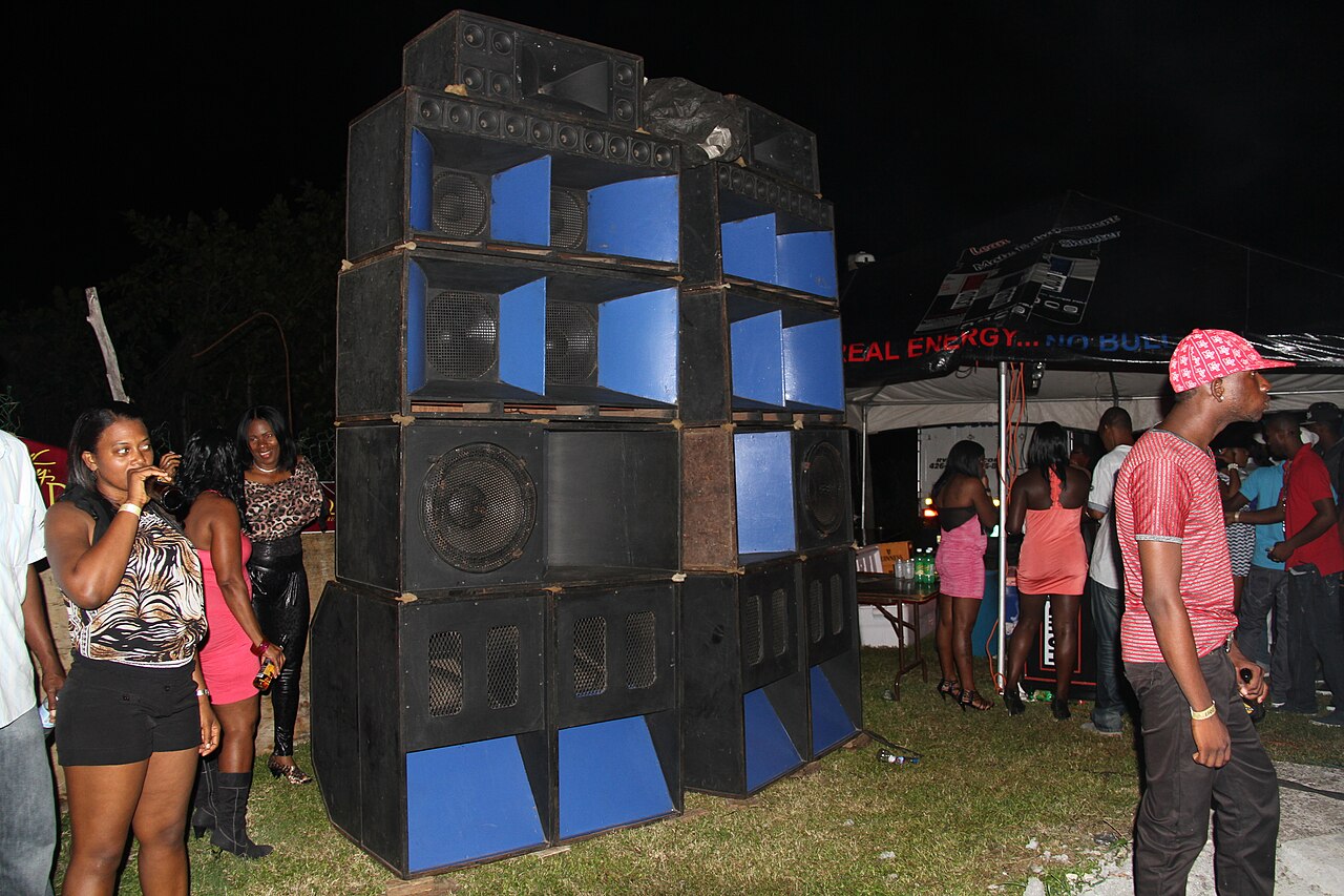 ลำโพง sound system ในจาเมกา